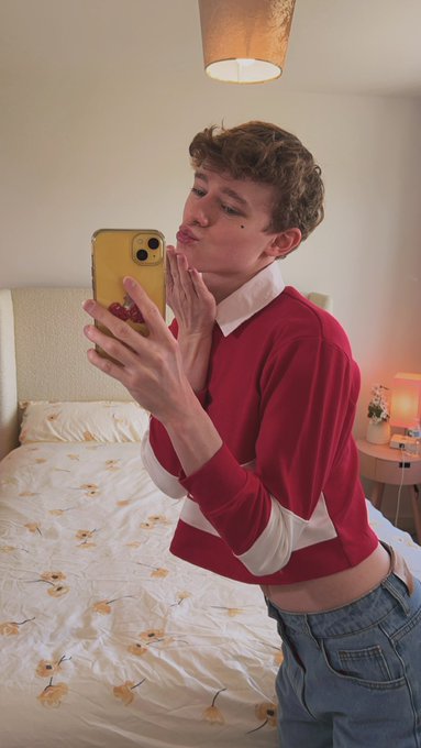 With Love❤️ https://t.co/CnVi4FNxBY