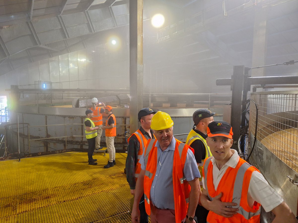 This week we joined @MagbInfo & the #ScotchWhisky malting barley supply chain - from distillers & maltsters, to plant breeders & researchers - to build supply chain collaboration and share learnings for a sustainable future 🌾
Thanks @bairdsmalt @CrispMalt @Benromach for hosting!