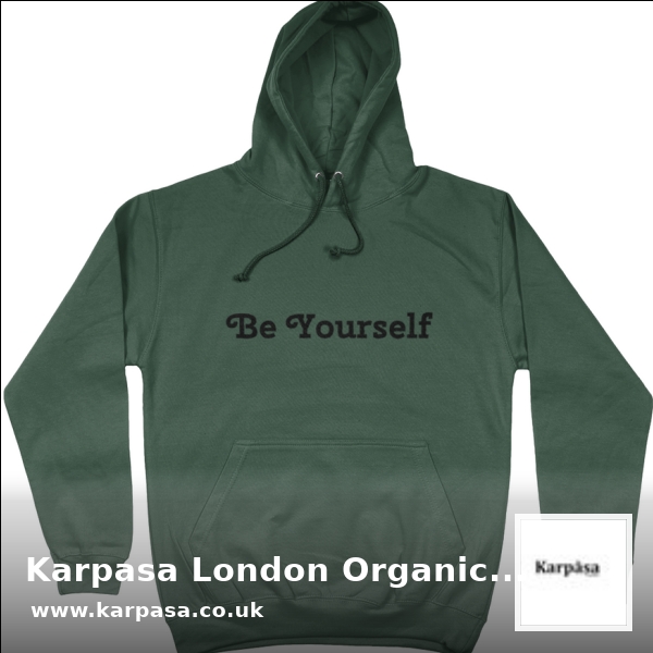 Karpasa London Organic Hoodie 😍 
Starting from £30.00. 
Shop now 👉👉 bit.ly/4bmcbjf
#organiccotton #luxury #sustainableshopping #karpasa_london