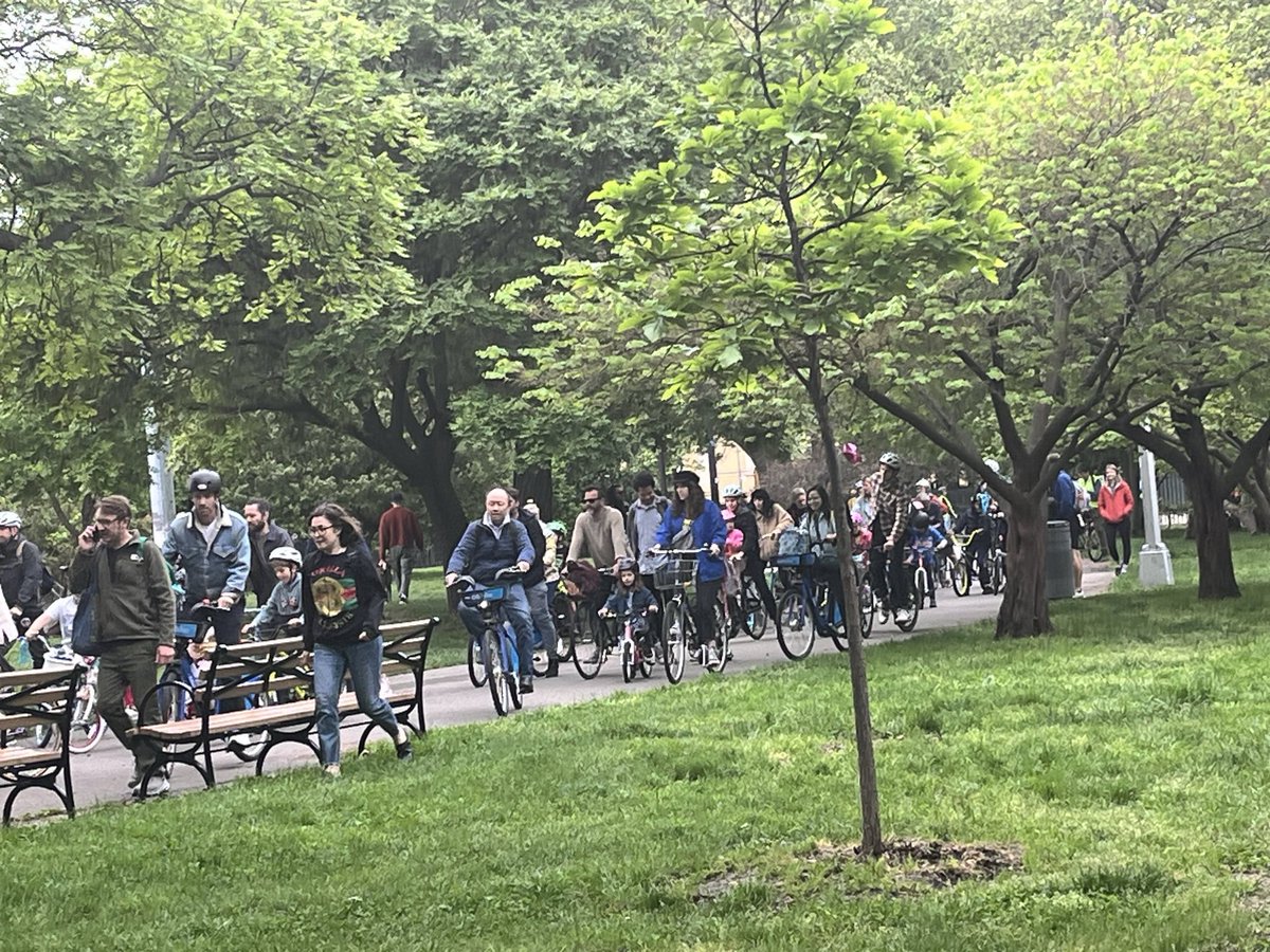 What a fabulous Bike to School Day this morning with over 100 kids from PS 110, PS 34, PS 31 and St. Stan’s. I wish it was this safe and peaceful for everyone to bike around the neighborhood every single day. Let’s keep working to make that a reality!