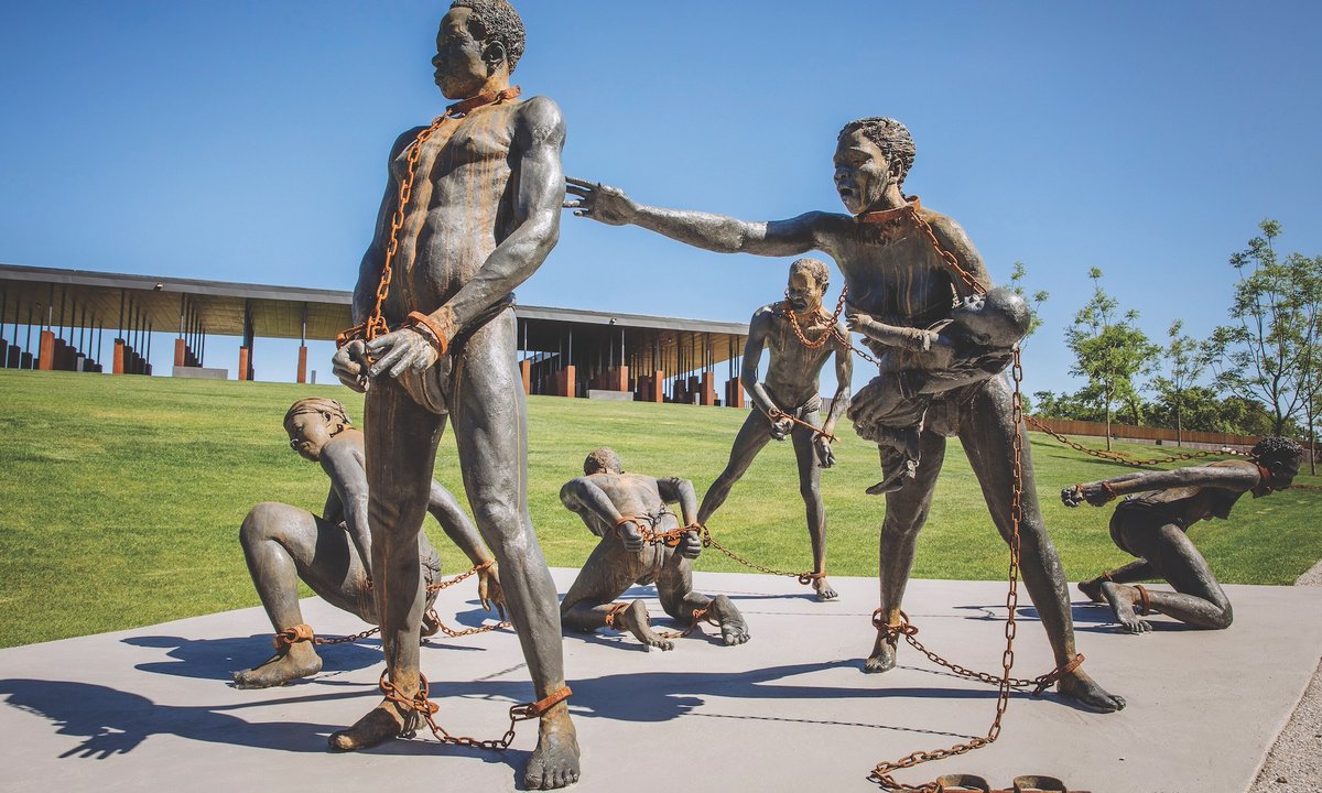 The US sculpture park communicating difficult truths amid a cultural backlash dlvr.it/T727mT #Art #ArtLovers