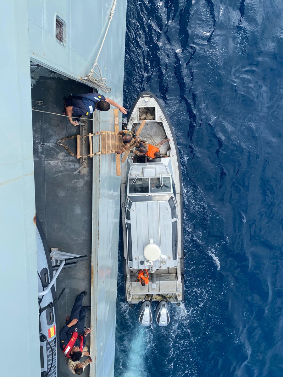 A Benin #Navy vessel prepares to conduct a simulated boarding onto Spanish Navy offshore vessel Furor (P-46) during exercise Obangame Express 2024 in the #GulfofGuinea … dvidshub.net/r/mhyazs