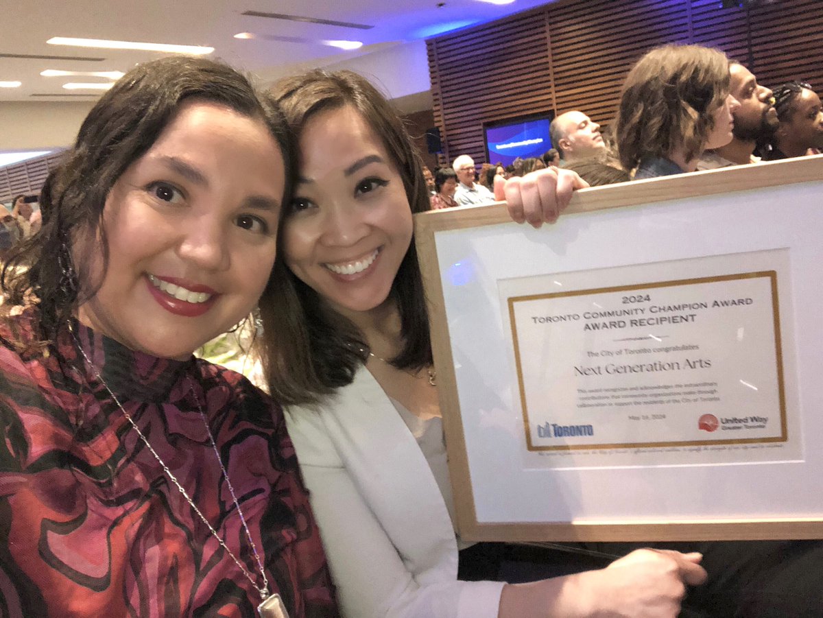 What an epic honour! Thank you so much to @MayorOliviaChow, @cityoftoronto, @McKelvieTO and @UWGreaterTO for recognizing the positive impact of Next Generation Arts & 24 other amazing local nonprofits with the Toronto Community Champion Award! We had a fantastic, inspiring time!