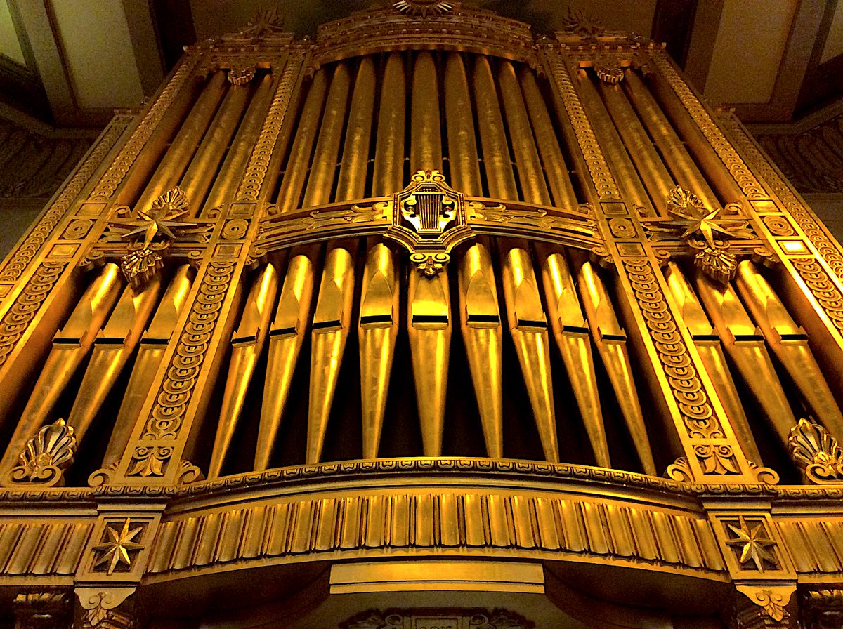 A feast of virtuoso organ music from D'Arcy Trinkwon on Weds 12 June at 6pm, on the splendid Willis organ in Freemasons' Hall, London: Bossi, Berveiller, Hollins, Middleschulte, and Boyce arr Virgil Fox! @RCO_Updates @UGLE_GrandLodge ugle.org.uk/freemasons-hal…