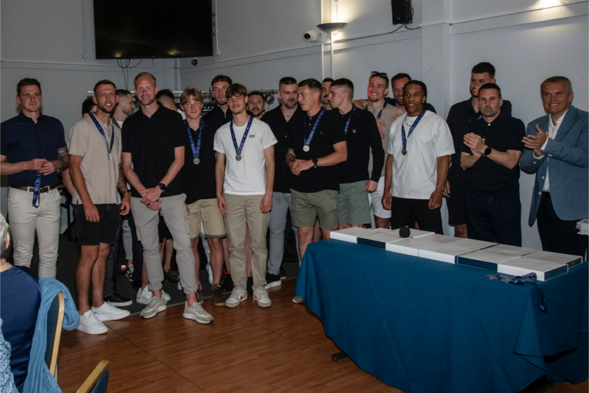 🏅🦌 END OF SEASON AWARDS 2023/24

The whole AFC Totton squad received their Runners-Up medals for taking 2nd place in the Southern League Premier Division South...