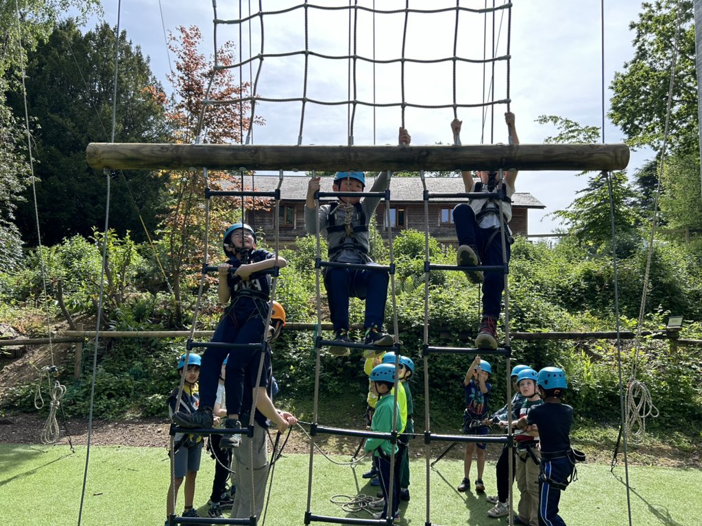 High Ropes at <a href="/SOLDhighashurst/">High Ashurst</a> this morning for Year 3! <a href="/SHSBoysPrep/">SHS || Boys' Prep</a>