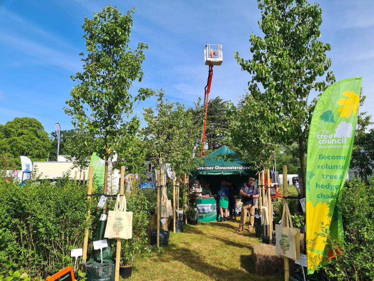 Today we're at The Arb Show! We're all set up on the Greener Gloucestershire stand, promoting tree and hedge planting and Tree Warden recruitment. The sun is shining and the excitement is building. 💚 @ArbAssociation #arbshow