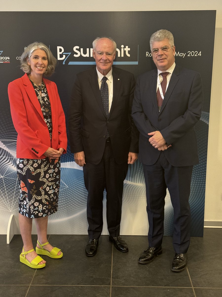 @RainNewtonSmith met with @PerrinBeatty to discuss how Canada and the UK can strengthen its prosperous bilateral relationship, including by coming back to the table as soon as possible to negotiate a modern and mutually beneficial FTA.   @CdnChamberofCom, #B7, #Confindustria