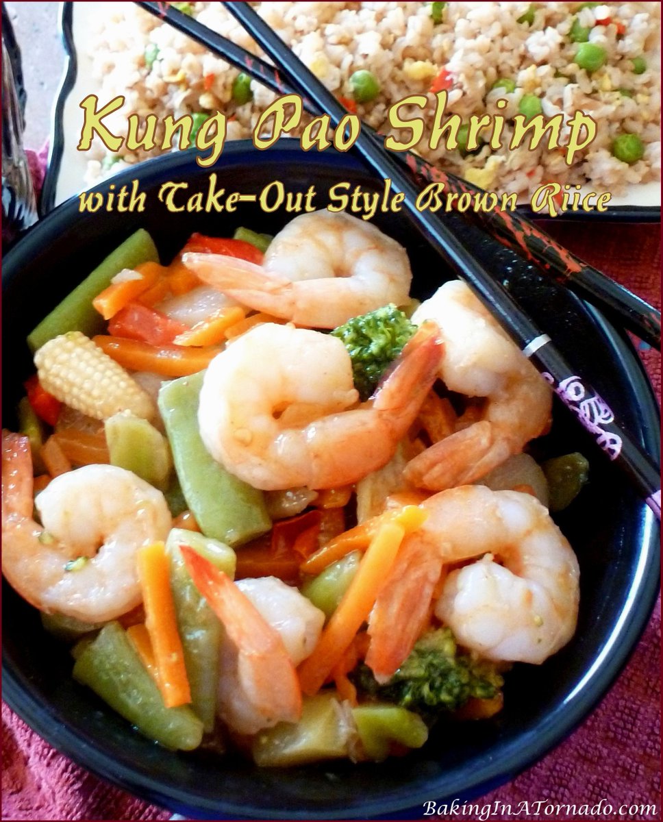 Kung Pao Shrimp, a quick 1 skillet #dinner 
Serve w/my TakeOut Style Brown Rice
#recipe –> bakinginatornado.com/2024/05/tighty…
PIN –> pinterest.com/pin/8479440548…
 #easyrecipes #recipeoftheday #family #recipes #delicious #yum #food #dinner #lunch #spicy #shrimp #vegetables #stirfry #cook #cooking