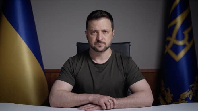 The President of Ukraine, Volodymyr Zelenskyy signed the law on the mobilization of convicts.
#Ukrainian
#Ukraine 
#Russia 
#UkraineRussiaWar
#RussiaUkraineWar
#RussianArmedForces
#ArmedForces
#UkraineArmedForces