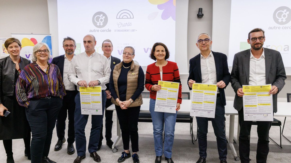 MGEN_officiel's tweet image. 🌈MGEN s'est engagée pour l'inclusion des personnes LGBT+ dans le monde du travail, en signant la charte d'engagement LGBT+ de l'association l'@AutreCercle, le 23 janvier dernier.

En cette #JournéeContreLGBTphobie, MGEN affirme la volonté de reconnaître et valoriser la diversité…