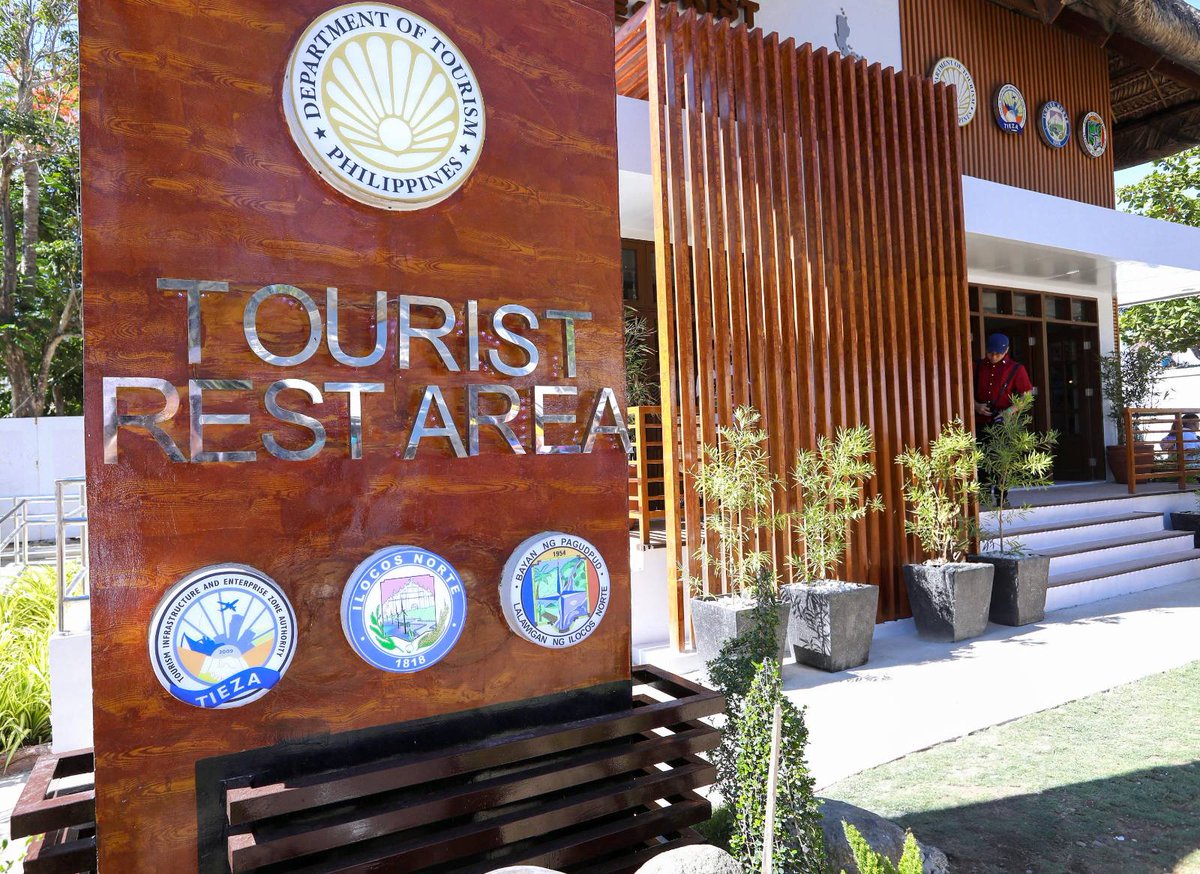 The tourist rest area in Saud, Pagudpud, Ilocos Norte aims to cater to traveling tourists to and from popular destinations in the town and its neighboring municipalities. (📷: PCO)

ptvnews.ph/pbbm-rest-area…