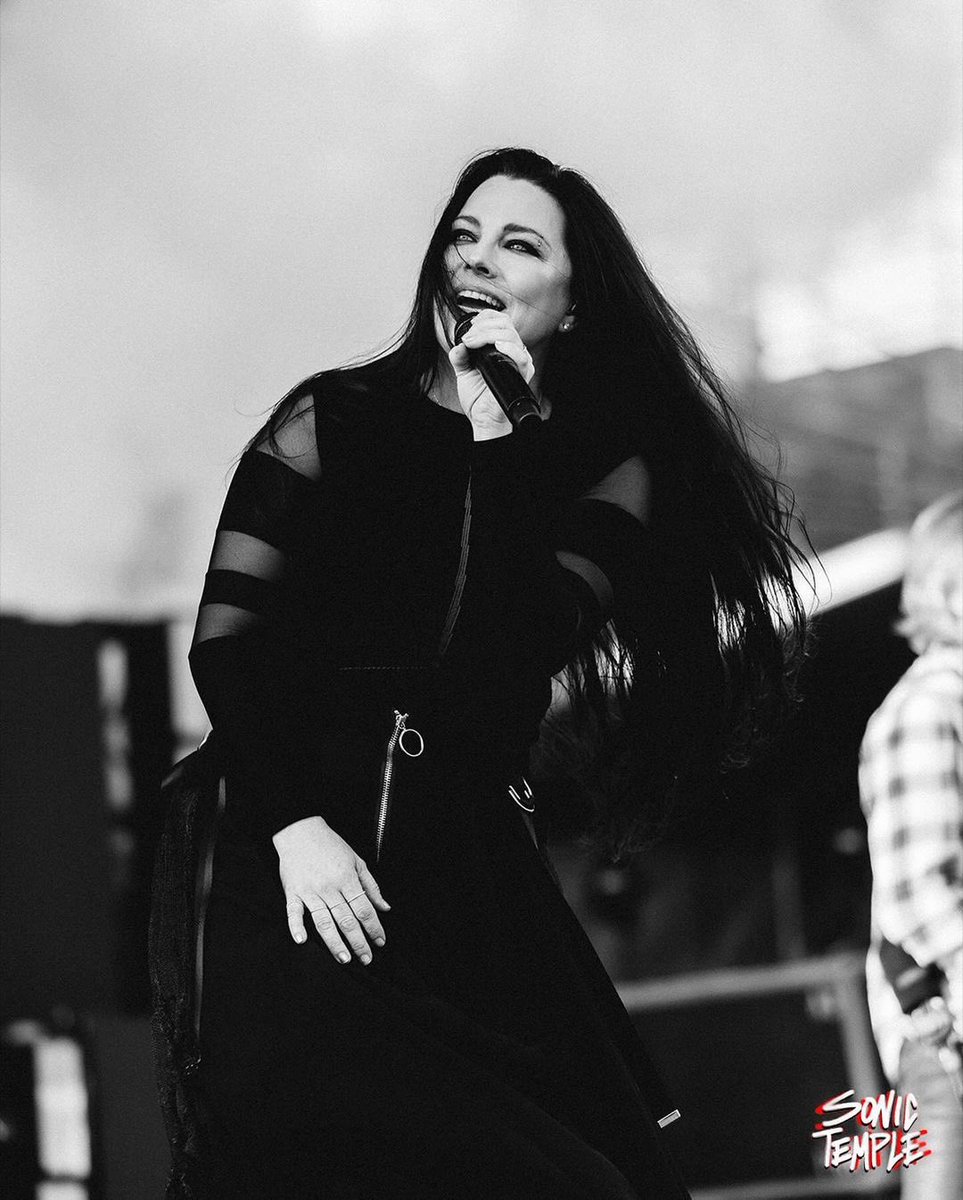 Amy at <a href="/SonicTempleFest/">Sonic Temple Festival</a> 😍

📸 Nathan Zucker / Steve Thrasher