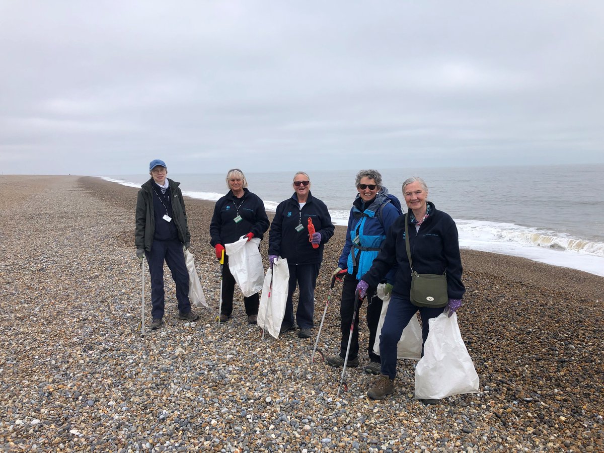 Thank you to our brilliant volunteers who helped out with this litter pick on Cley beach. With new volunteers swelling the ranks of our Countryside Ambassadors, we’re looking forward to doing lots more for wildlife on the Norfolk coast and Broads in the months ahead!