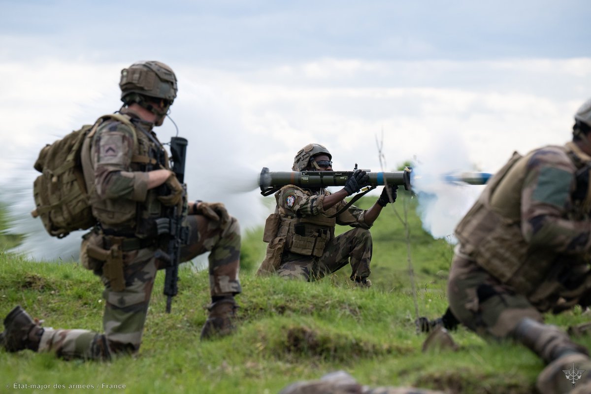 ➡️Quick recap: EAGLE THUNDER Around 200 soldiers from de the FLFBG took part in a live fire exercise called Eagle Thunder during which 10 600 rounds of ammunition were fired. #trainhard @armeedeterre @EtatMajorFR @MApNRomania @NATO