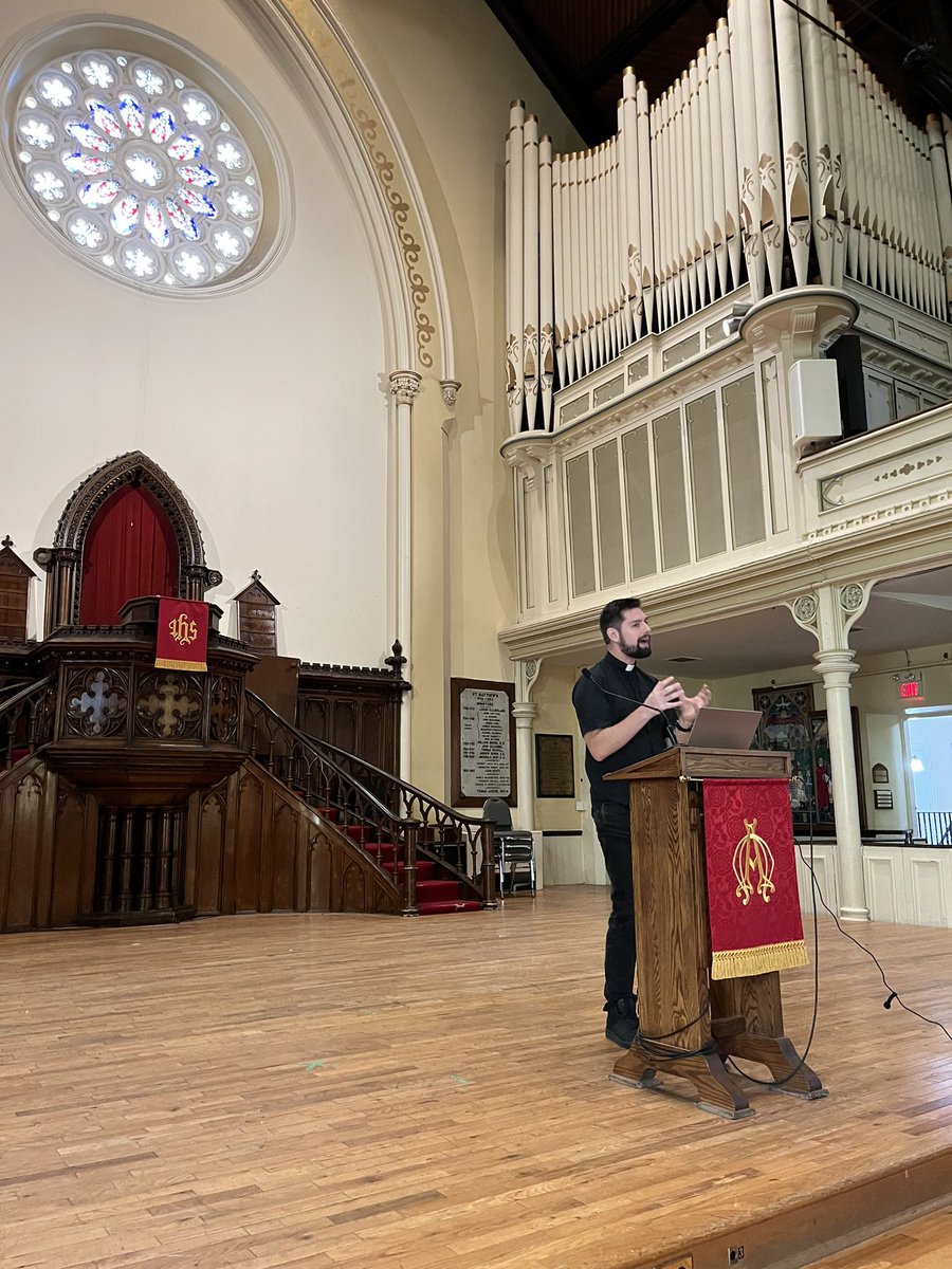 Fr @IsaacLongworth, CC, teaching #prolife apologetics to attendees at the Nova Scotia #MarchforLife Youth Summit! Follow him on YouTube: youtube.com/@isaaclongwort…