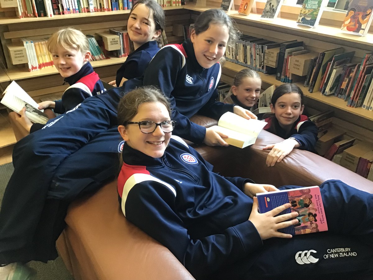KSWLibrary's tweet image. What a perfect morning in the Library with three Y7&amp;amp;8 classes visiting to choose books for the 'Genre discovery'  reading challenge. L4B &amp;amp; L4D stayed on, resulting in delightful clusters of children reading throughout the Library.  My idea of Heaven! #WeLoveReading 📚