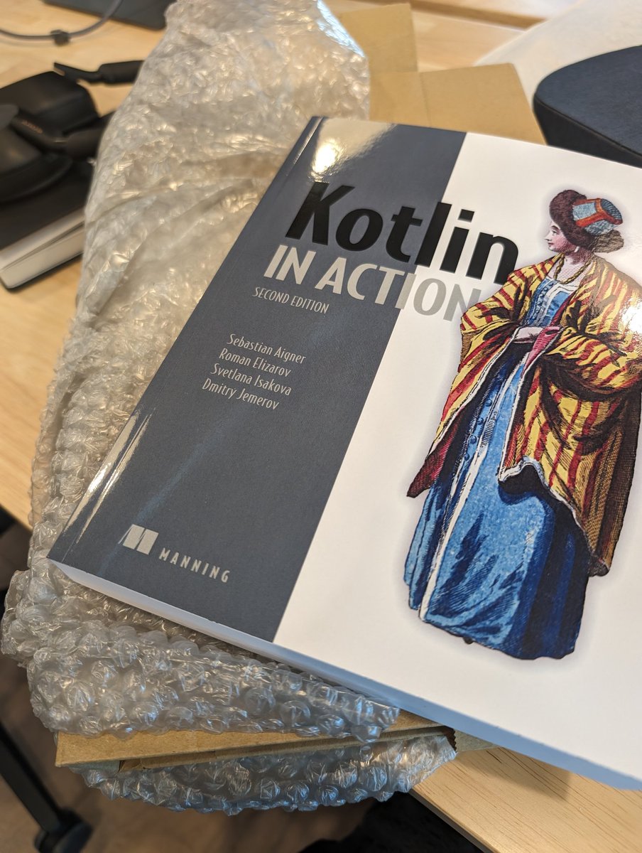Unboxing Friday 📦📘 prefect for a long weekend #kotlin in action second edition 😍
