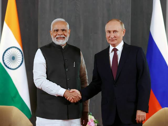 🚨 Visa-Free travel between Russia & India by the end of the year. 🇮🇳🇷🇺 Consultations on a bilateral agreement to ease travel between the nations will begin in June. India is 'at the final stage of internal state coordination', says Nikita Kondratyev, Russian Minister. (RT)