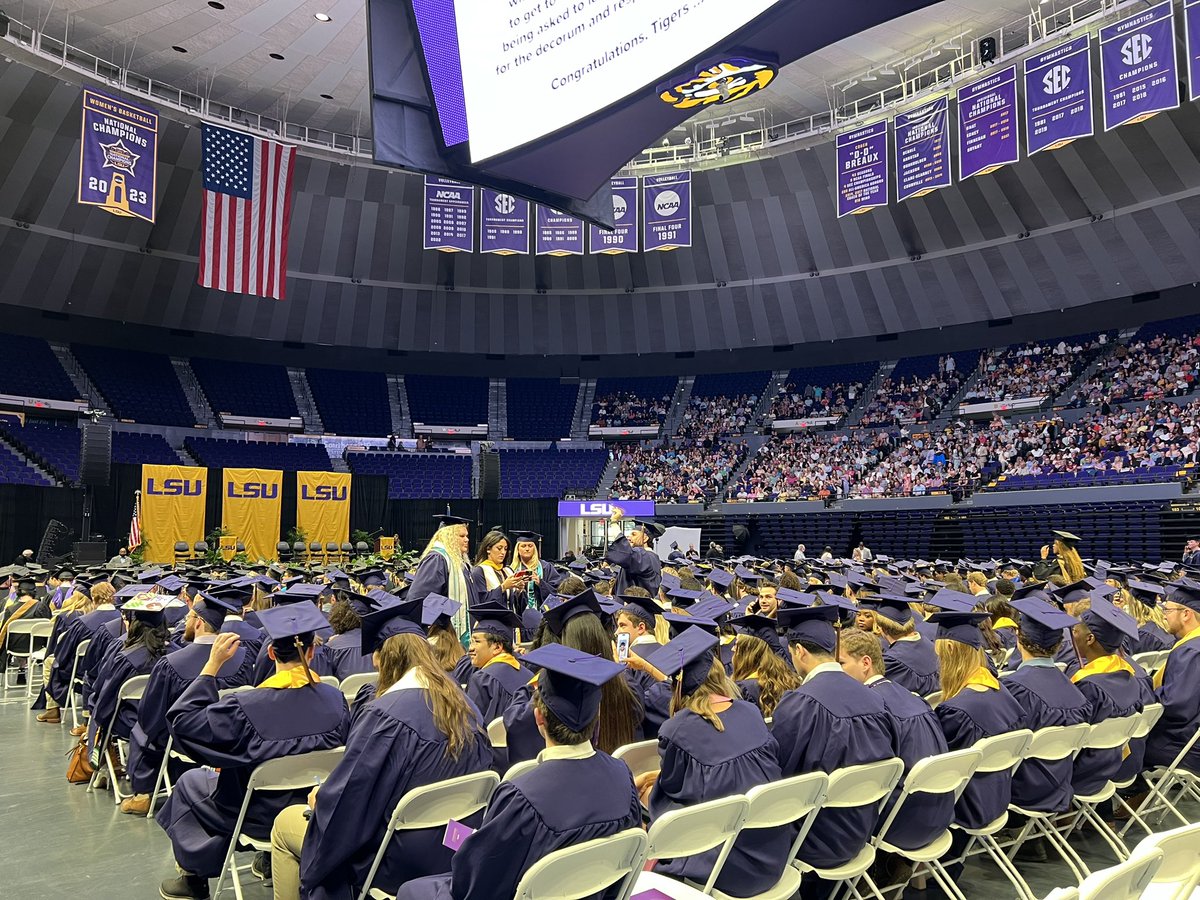 No better way to start the morning than celebrating 839 new business graduates in the PMAC! #LSUGrad24 #LSUGrad