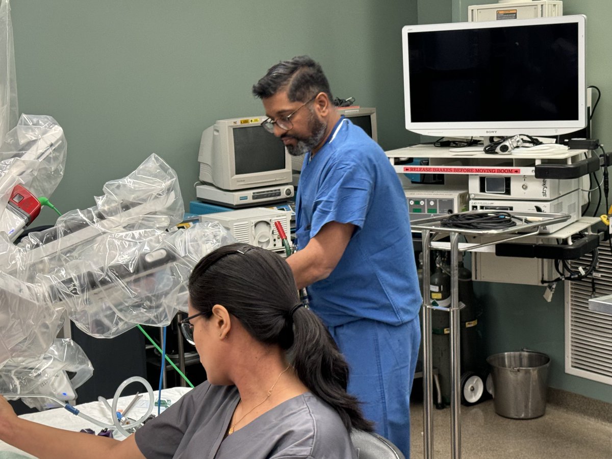 Mahendra bhandari (@mbhandariurol) on Twitter photo The first Brady Vattikuti Master class in robotic surgery. There is no shortcut to one to one mentoring. The first Brady Vattikuti Master class in robotic surgery. There is no shortcut to one to one mentoring.