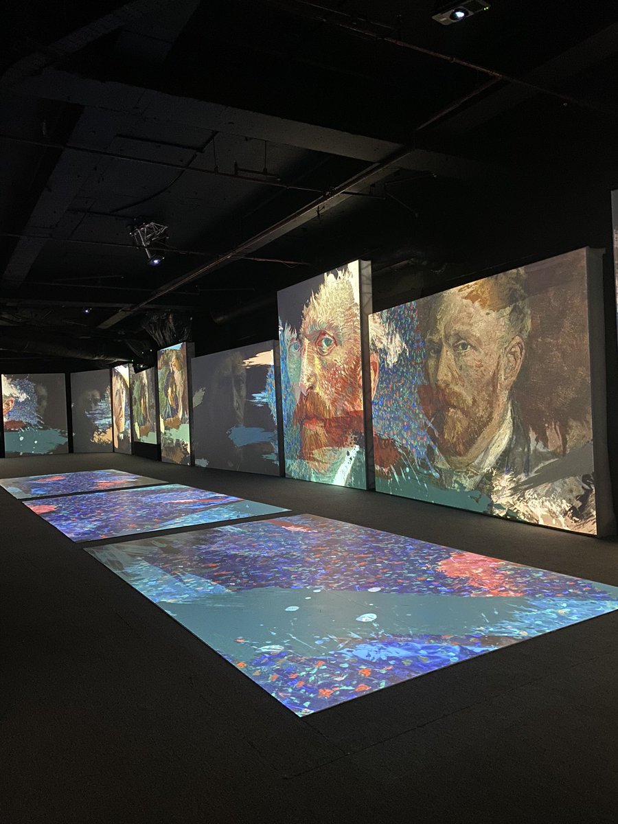 riskiarmdhn's tweet photo. @dotinglyricism #vangoghalive https://t.co/sVf9k7M0FA