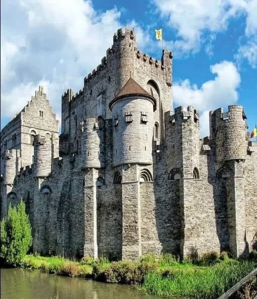 Gravensteen castle Belgium 🇧🇪🏰👌🏻