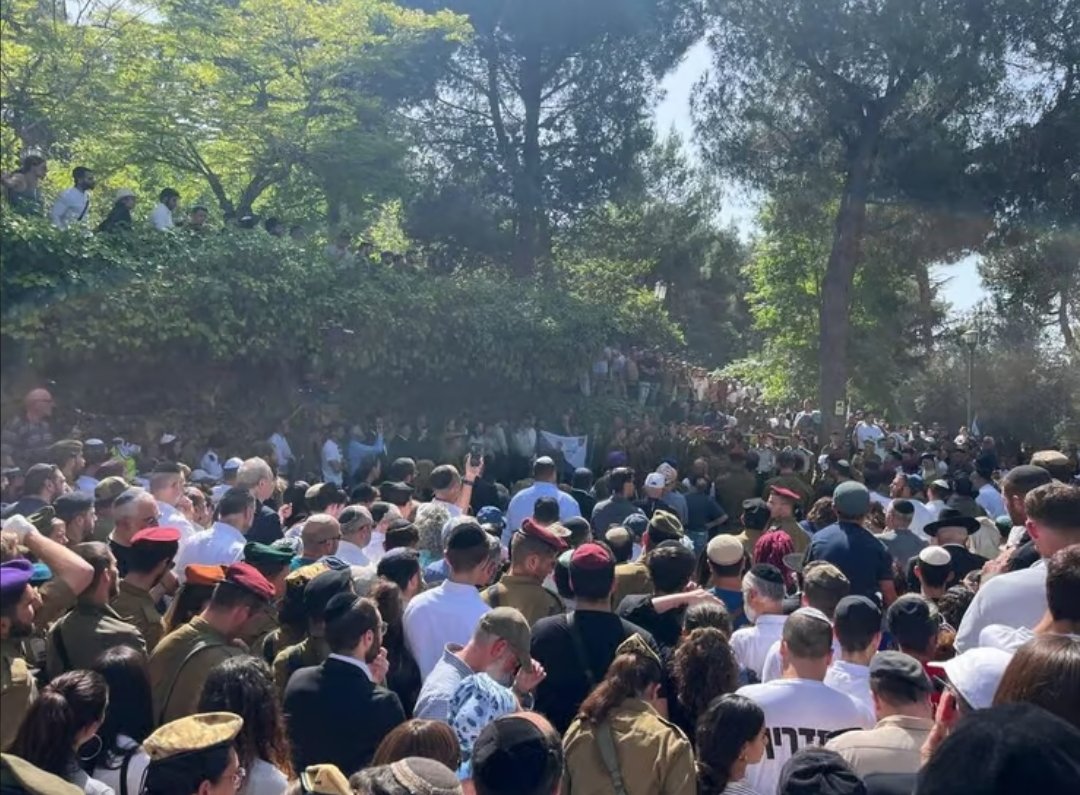 The soldier's name was Ilan Cohen, and was a former student of the Chabad Yeshiva in Migdal Ha'emek. His funeral took place today (17.5.24), with thousands reported to have attended. The claims made by the OP are completely unfounded.