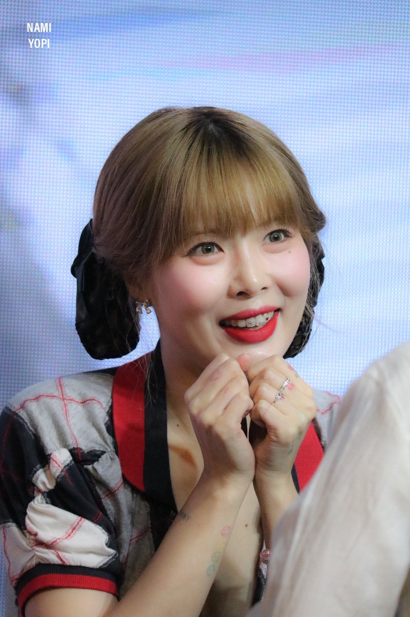 namiyopi's tweet photo. 240517 사운드웨이브 팬싸🎀
#HyunA #현아 #ヒョナ https://t.co/mP3F0zmDWw