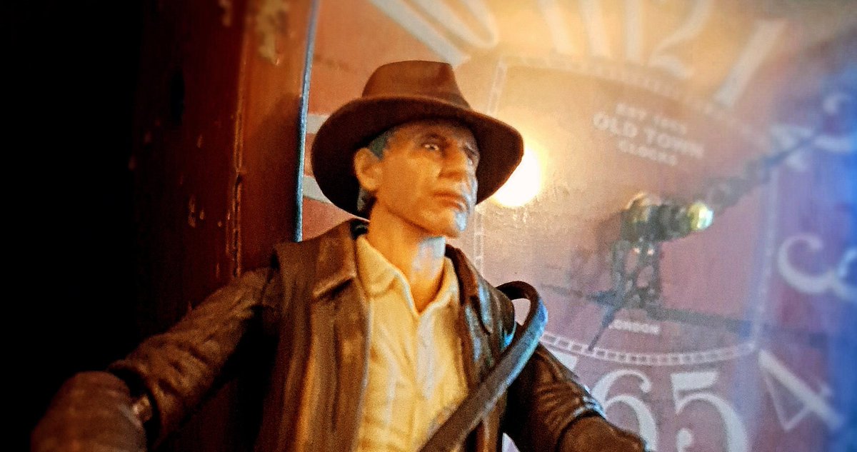 comgavrob's tweet image. New show...
#IsThatAWhipInYourHand coming this Autumn. Check gavinrobertson.com for details...
#devised #comedy #theatre