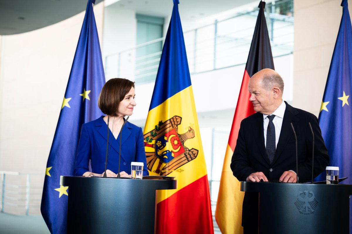 It is impressive what the Republic of Moldova and its citizens are achieving on the road to the EU. They are demonstrating the will to reform and resilience in a difficult environment. We stand closely by your side, @sandumaiamd!
