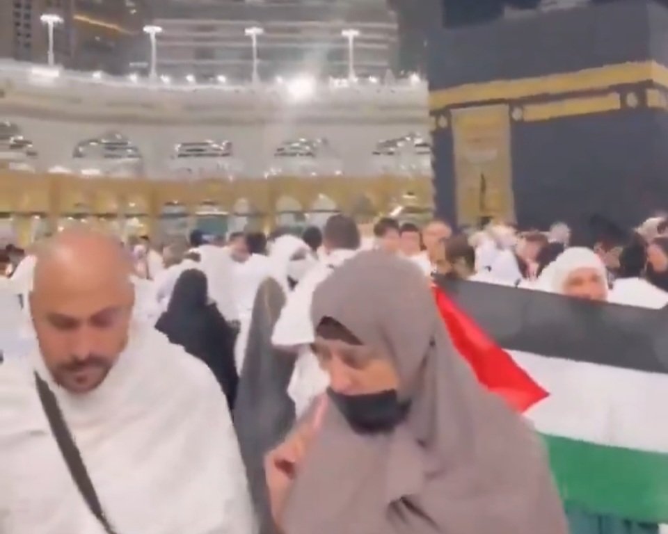 #Iran is secretly working on a massive #Palestinian demonstration around Ka'aba during this Hajj. Hundreds of #Palestinians, #Iranians, #Africans and #Westerners shall chant slogan and display Palestinian flags. #SecurityAlert #Israel #Hamas #SaudiArabia