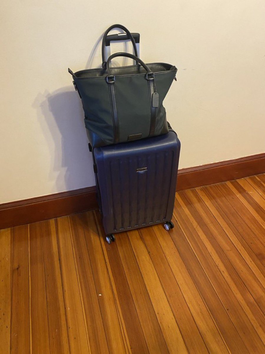 em_Lazzy's tweet image. how long would this trip be for you?