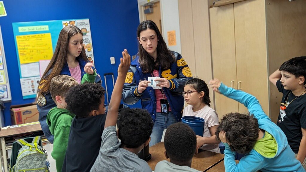 Clemens High School (@samuelclemenshs) on Twitter photo Buff STEM Girls sharing their project with Watts Elementary this morning! <a href="/SCUCISD/">SchertzCiboloUC ISD</a> <a href="/AdvancedScuc/">SCUC Advanced Academics</a> Buff STEM Girls sharing their project with Watts Elementary this morning! <a href="/SCUCISD/">SchertzCiboloUC ISD</a> <a href="/AdvancedScuc/">SCUC Advanced Academics</a>