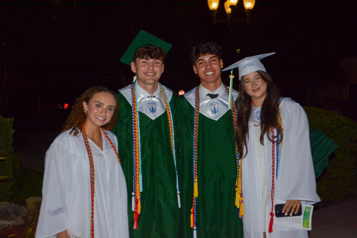 Yesterday's Baccalaureate Mass was a beautiful moment shared with family, friends, faculty, and our TC community. 🎓 Click here to view the Baccalaureate photo gallery: tampacatholic.smugmug.com/2024-Baccalaur…