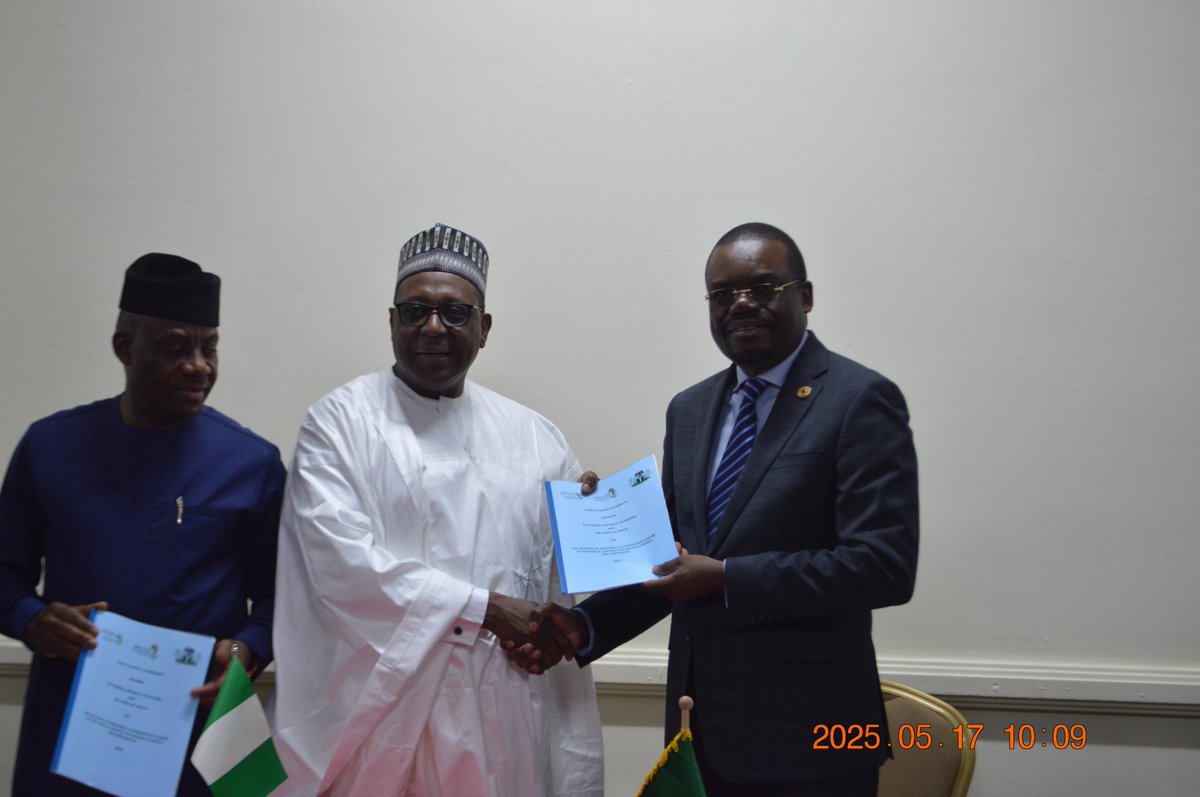 I am pleased to announce the signing of the West Africa #RCC hosting Agreement between @AfricaCDC and the Government of the Federal Republic of Nigeria in Abuja, opening the way for reinforced regional support. This agreement represents a significant milestone in @AfricaCDC’s