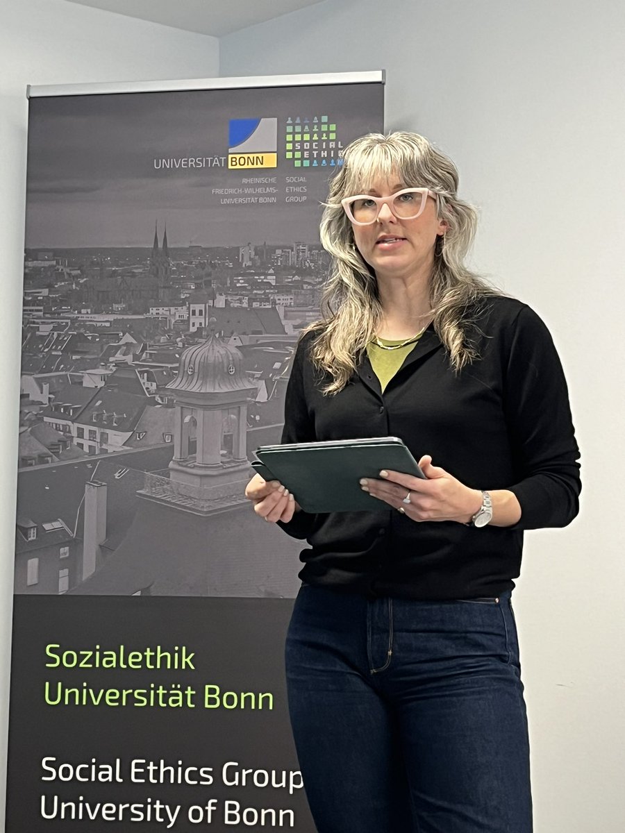 What a great pleasure to have Kathryn MacKay with us <a href="/UniBonn/">Rheinische Friedrich-Wilhelms-Universität Bonn</a>, to learn from her &amp; spend an amazing evening together✨

The next talk in our lunch series will be given by <a href="/CohenProf/">I. Glenn Cohen</a> on 27 June, 3-4pm - we’re really looking forward to it!💫Register here: eveeno.com/240386573