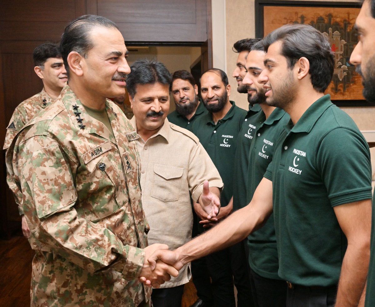Army Chief Gen Asim Munir met the Pakistan Hockey Team at GHQ, Rawalpindi today.