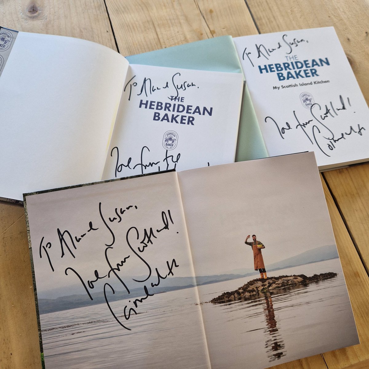 akwindram's tweet image. I'm just back to sunny #Highlands after a fab @BAbooksellers @PublishScotland conference. Pitching our @littledoorbooks titles, networking, and meeting publishing pals. Lucky me won a prize of all 3 @Hebridean_Baker . Thanks for signing them Coinneach 😀 Great to meet you 👍