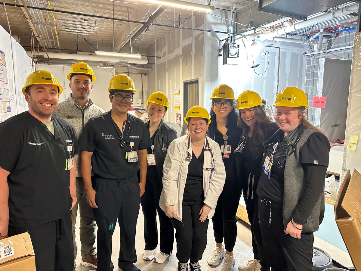 Anticipation is building! PBMC ED squad had an exclusive preview of the new space before the big ribbon-cutting bash!

#EmergencyMedicine #NorthwellLife #Northwell