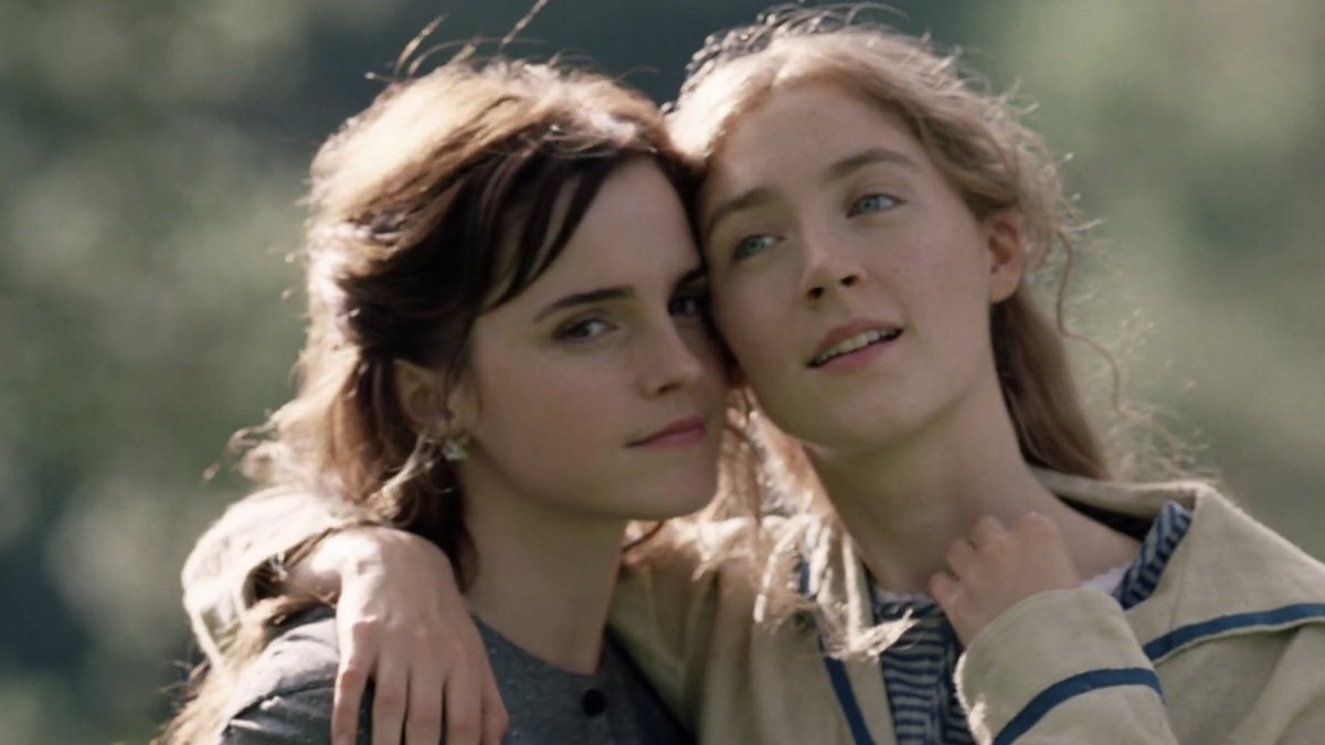 Emma Stone & Saoirse Ronan on the set of Little Women 

#EmmaStone #SaoirseRonan #LittleWomen #GretaGerwig