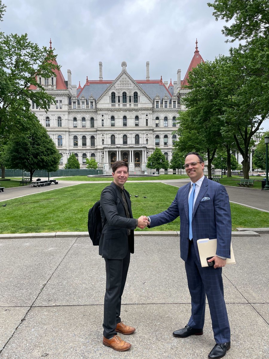 trustandwill's tweet photo. Our very own Product Counsel, @_mitch_mitchell is currently at New York’s State Capitol advocating for groundbreaking legislation (A7702 & S8501). 

This will revolutionize New York’s estate planning laws by allowing for the electronic execution of wills.

Mitch is walking the halls of power this week, meeting with legislators, including Senator Toby Ann Stavisky, and committee staff to educate them on how electronic wills can make estate planning more convenient, efficient, and affordable for New Yorkers.

#EstatePlanning #DigitalInnovation #NewYorkLegislation #FutureOfLaw