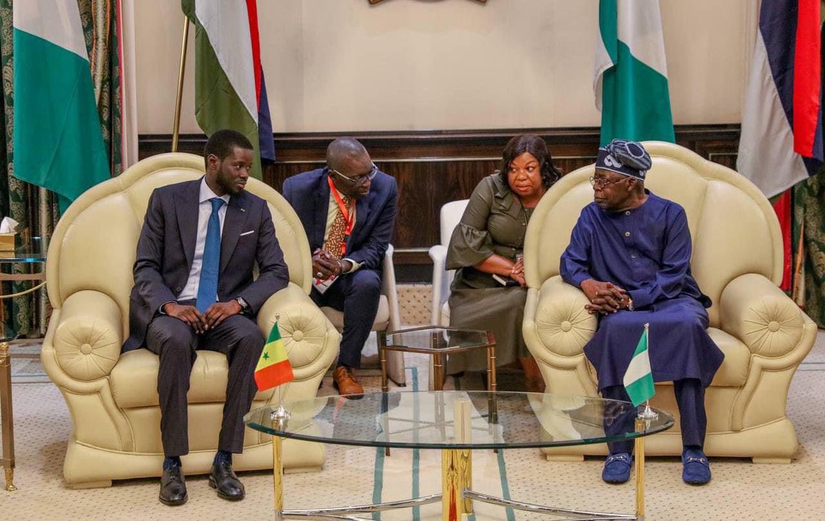 DIPLÔMATIE | Faye et Tinubu pour un renforcement de la coopération entre Dakar et Abuja rts.sn/actualite/deta…