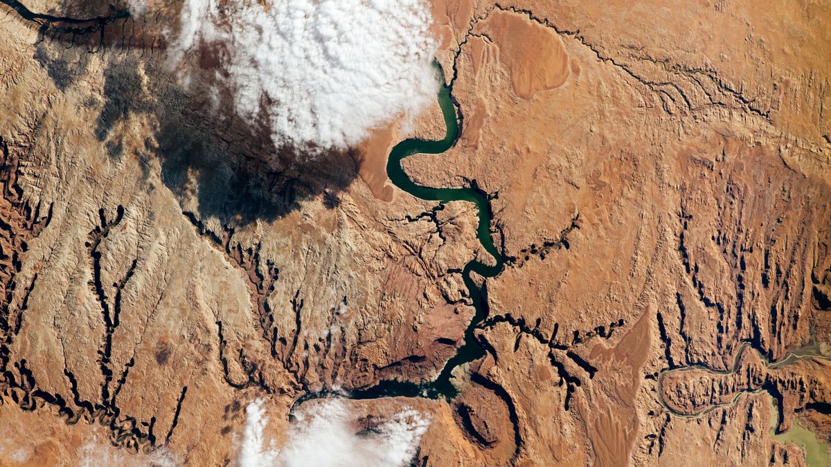 Scientists are mapping Earth's rivers from space before climate change devastates our planet trib.al/IuvwzTQ