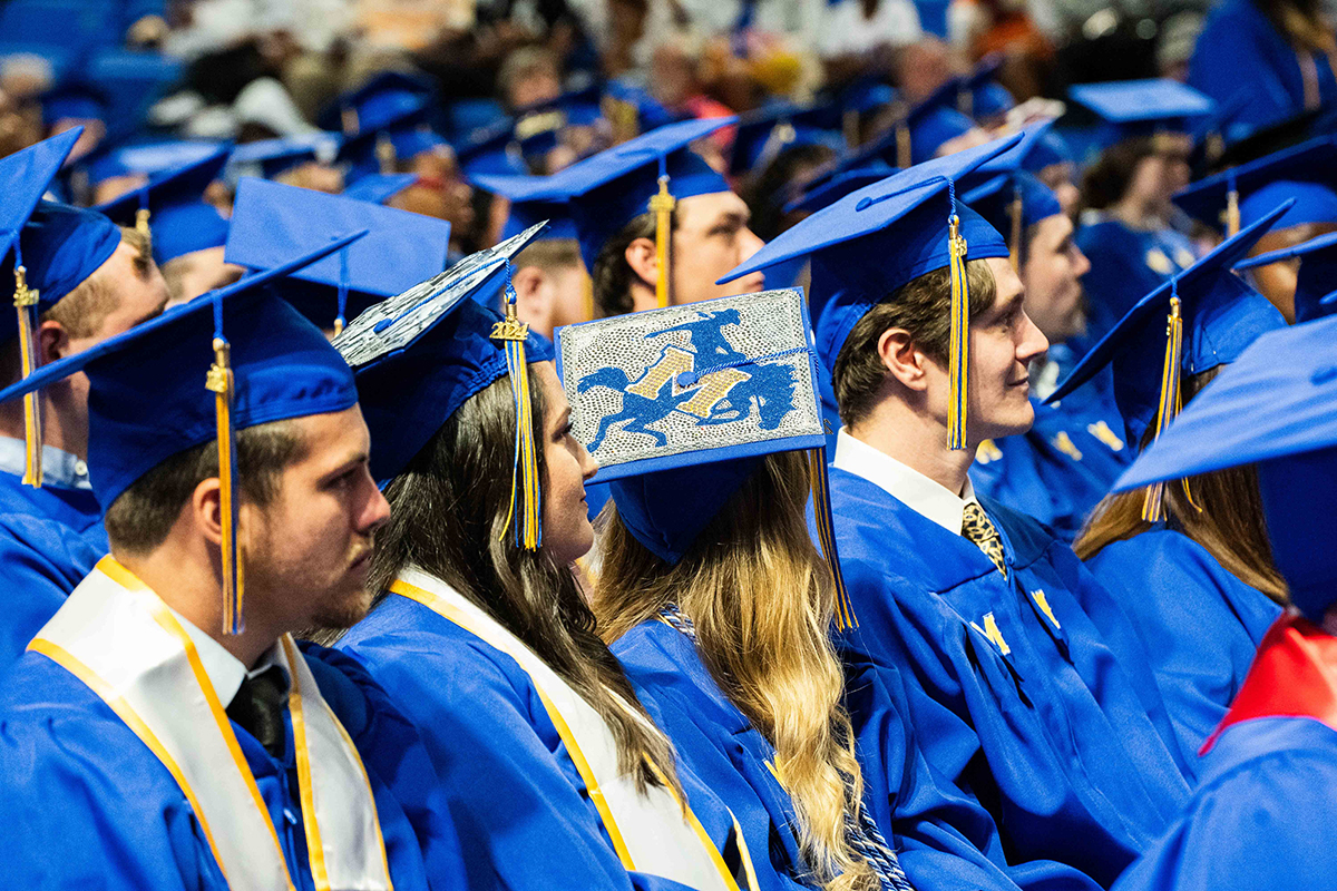 It's #GeauxBlueFriday and National Graduation Tassel Day! Congratulations to our new alumni! #McNeese #AHomeForYou #BlueLooksGoodOnYou