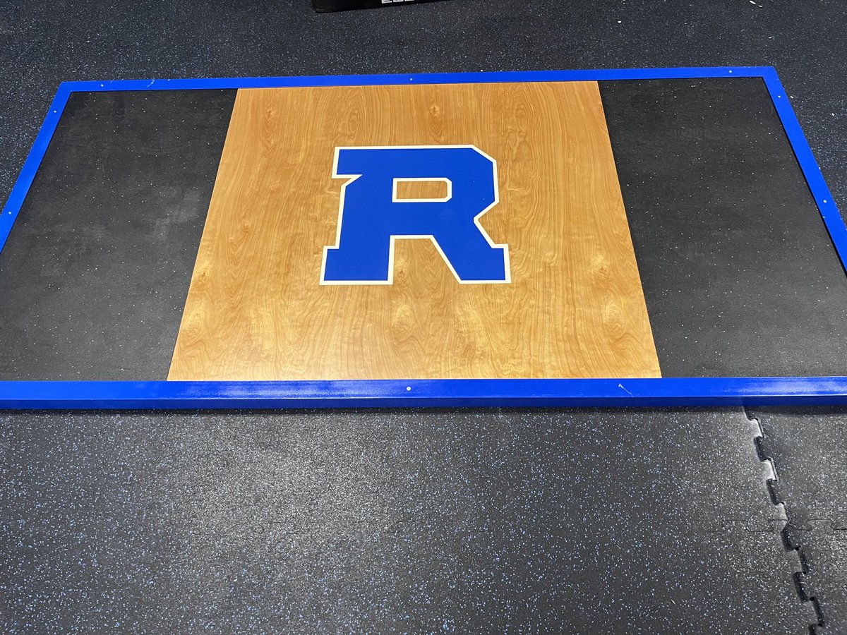 We are always trying to find ways to improve our weight room. Thank you @Coachgut @doug_argo and our manufacturing class for putting these together for us. #RocketsUp