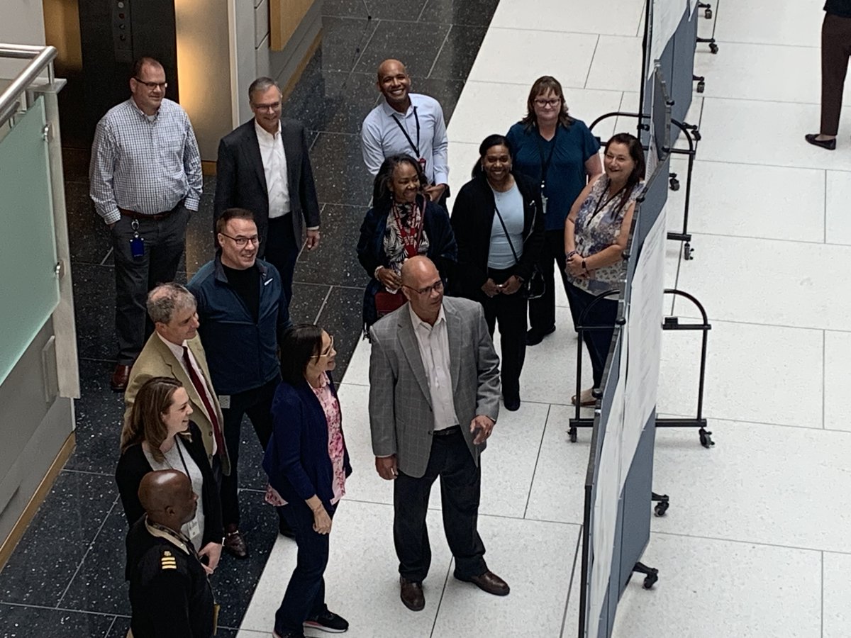ACRA Mike Rodgers, acting Chief Scientist David Strauss & other #FDAORA leadership gathered this week and held an impactful poster session showcasing regulatory science. Our scientific & engineering staff are proud to help ensure public health is protected, promoted, & advanced.