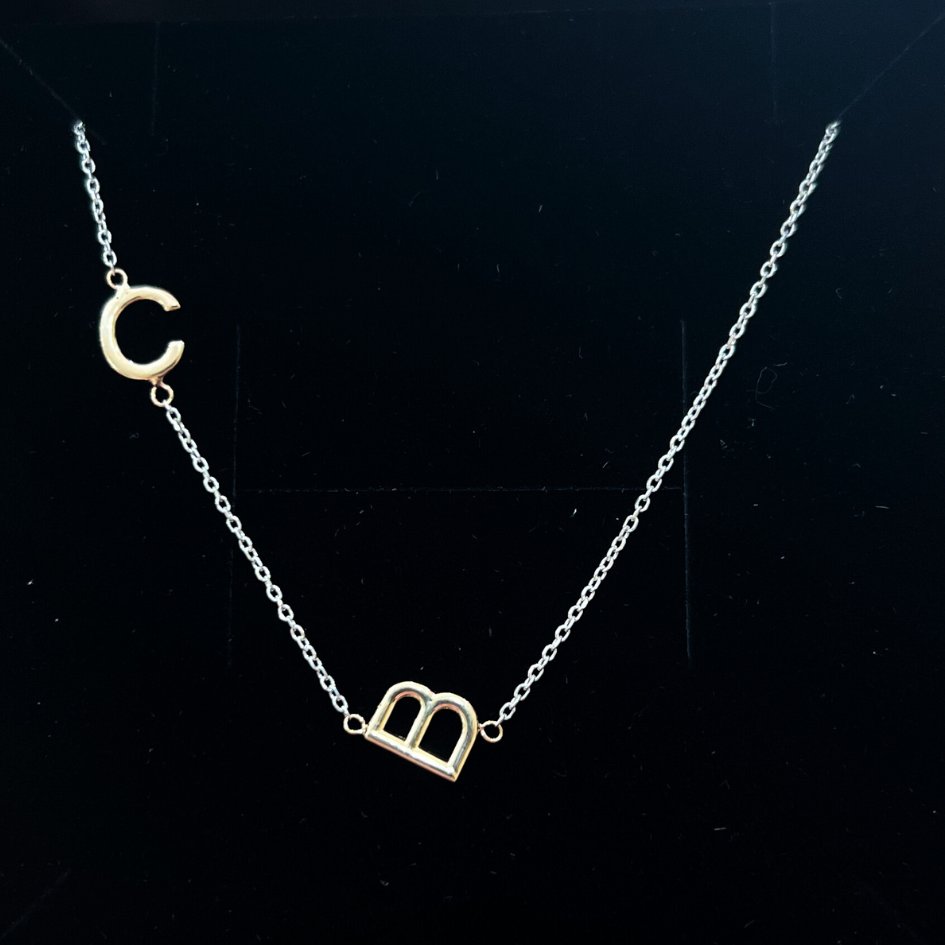 Customize this: 

An initial necklace that is the perfect mix of subtle and personal! Pick your metals and letters & let us do the rest! 

Call or message us for questions or to place an order: 
304-296-9669 #morgantown #spencerandkuehn #westvirginia #morgantownWV