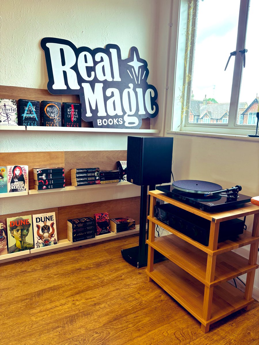 Thank you to @harrowaudio for this lovely set up for Real Magic Records tomorrow x