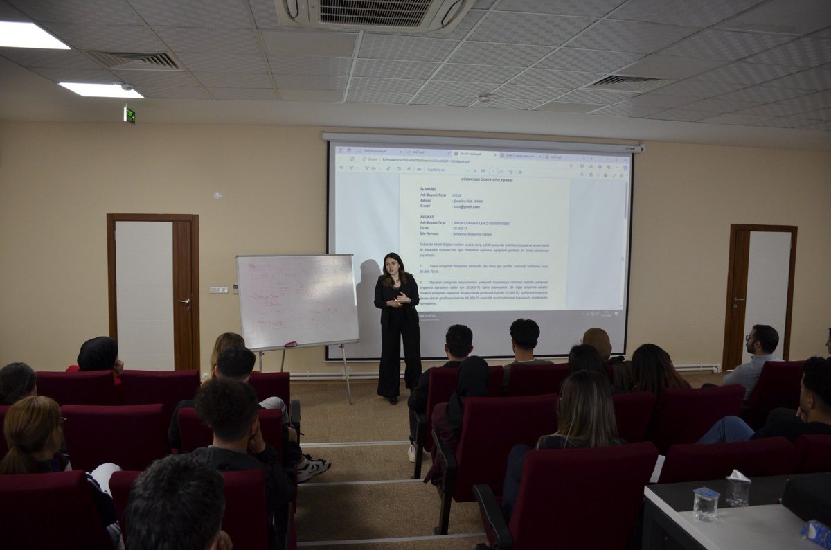Van Barosu Sürekli Eğitim Merkezi tarafından düzenlenen “ Avukatlık Ücret Sözleşmeleri “ Eğitimi Av. Merve ÇOBAN YILMAZ ve Av. Mariye BİLDİRCİ BORAZAN’ın  katılımıyla gerçekleştirilmiştir.

Kendilerine teşekkür ederiz.